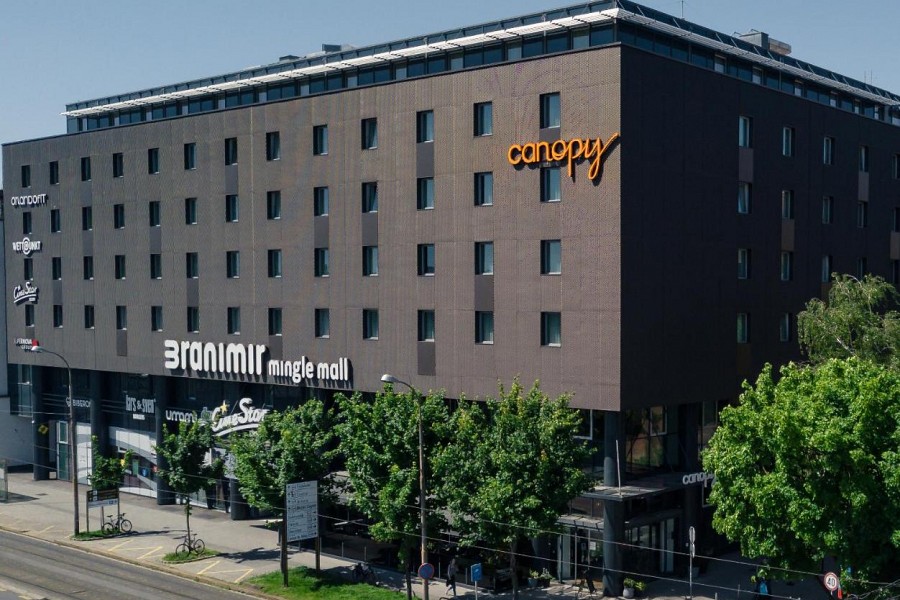 Hotel Canopy 01 Hotel Canopy 01